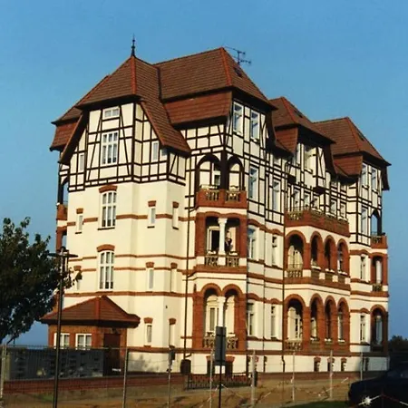 Holiday home Am Stadtwald 3 Kuehlungsborn